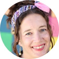 She Empowers & Heals with Reiki, Herbalism, Nutrition, & Hypnotherapy!