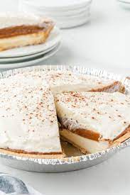 This No Bake Pumpkin Pie Is A Great Twist On The Classic Pumpkin Pie It Features A Pumpkin Recipes Dessert Thanksgiving Food Desserts Pumpkin Pie Ingredients
