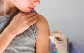 Effets secondaires et patients laissés à l'abandon ! Surveiller Les Effets Indesirables Des Vaccins Mpedia Fr