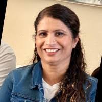 Tomeka Ellison's Instagram, Twitter & Facebook