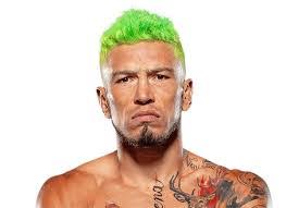 Sergio Cossio's Instagram, Twitter & Facebook