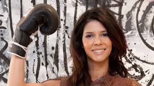 Micaela (ミカエラ mikaera) is the former 1st rank of the hierarchy of angels , one of ilias 's very first creations, the founder of enrika , lucifina 's older sister, and the aunt of luka. Pro7 Promiboxen Micaela Schafer Erhofft Sich Blaues Auge Film Tv Serien