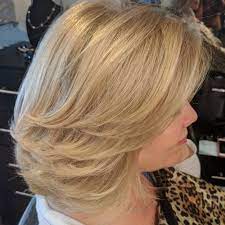 Medium Strawberry Blonde Hairstyle With Swoopy Layers Modern Hairstyles Hair Styles Long Hair Styles