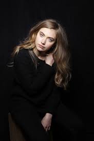 Imogen Poots Imogen Poots Celebrity Hairstyles Beauty Women