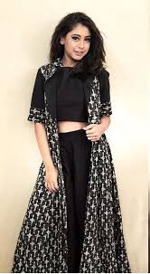Pin By Safia Khan On Pa Ni Taylor Outfits Indian Fashion Saree Taylor Dress