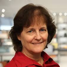 Sarah Sheard's Instagram, Twitter & Facebook