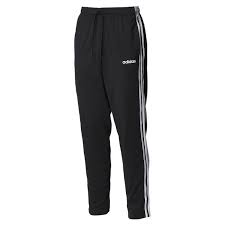 Adidas est une marque référence dans les produits de sport et dans le domaine du tennis. Jogging Adidas Noir Et Rouge Cdiscount