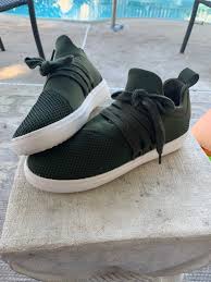 Very Comfortable Steve Madden Sneakers Beautiful Deep Olive Green Color Hardly Worn Steve Madden Sneakers Sneakers Sneakers Fashion