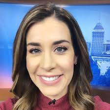 Join us in welcoming back Amanda Venegas to AM Live after her maternity  leave! :)