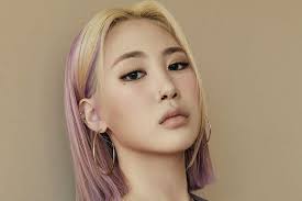 Jimin is the maknae (a term in korean that means younger brother) to v and jungkook, but going by the numerous interviews and hilarious run bts . Park Jimin Turns Over A New Leaf In Her Career By Signing On With Warner Music Korea As Jamie Soompi