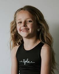 Meredith Epperson's Instagram, Twitter & Facebook