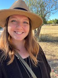 Makeup critique please! Am I crazy for wanting to do my own? :  r/weddingplanning