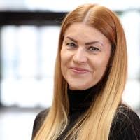 70+ "Julie Hayward" profiles