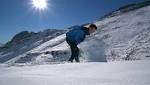 WATCH Snowboarders slope Cape turns