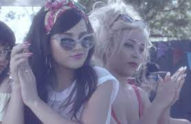 ɴɪʀɪʟɪᴀ On Twitter Rt Chrisgsanmiguel Doja Cat In Becky G S Shower Music Video Https T Co Khmxky92kd Twitter