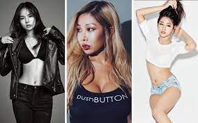 Saya melihat ada seorang gadis mungil bersama anak perempuan kecil, gadis itu. 10 Artis Cantik Dan Seksi Korea Selatan Yang Bisa Membuat Kaum Pria Meleleh Blog Unik