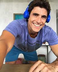 He is descended from italians on his father's side. Italian Actor Reynaldo Gianecchini Ladyboners