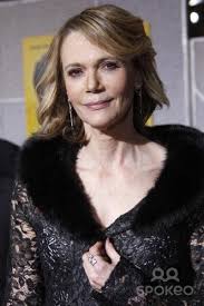 Fun fact I learned today: Peggy Lipton is Rashida Jones' mother. It's also  buckwild to see how well Peggy aged