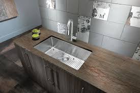 Múltiples soluciones para la cocina. Tarjas Y Griferia De Cocina Blanco