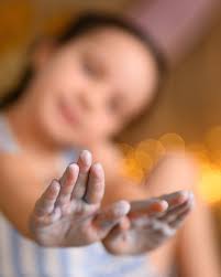 Muriendo de amor con la sesión de smash paint de los 4 años de Mia ❤️