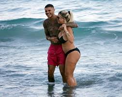 Wanda nara compartió parte del tratamiento de drenaje linfático al que se somete para no retener líquidos. Mujer Real Con Celulitis Las Fotos De Wanda Nara Sin Photoshop Noticias De Buenos Aires