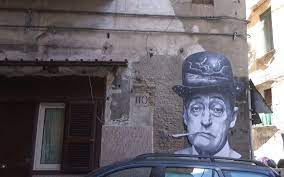 A napoli abbiamo via antonio de curtis, poi lo slargo. La Casa Di Toto E Ancora Abbandonata Quotidianonapoli It