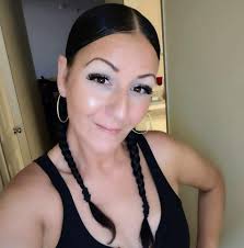 Stacy Wampler's Instagram, Twitter & Facebook