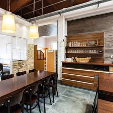 It is not only a space for cooking, but also for organizing the family schedule, enjoying good conversation and sharing meals with family and friends. Reclaimed Wood Tables Precious Wood Design Tables Sun Wood