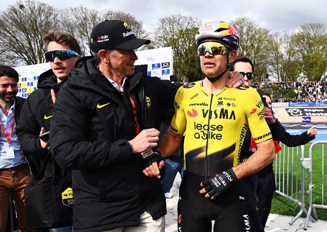 We won against the best rider of this moment' – Team boss Richard Plugge  says Wout van Aert beating Tadej Pogačar to Paris-Roubaix victory 'makes it  even sweeter' | Cyclingnews