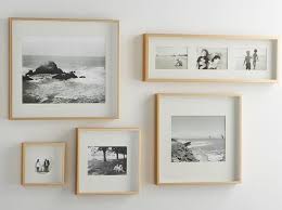 Menjalankan usahanya lewat online dan offline trading, de frame telah merambah pasar nasional indonesia. 11 Inspirasi Pigura Foto Minimalis Kekinian Yang Super Estetis Rumah123 Com