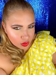 Y qué les parece este makeup? Bueno mi maquillón diario se basa  prácticamente en esto! 10 pasos y ready! Quieren saber??