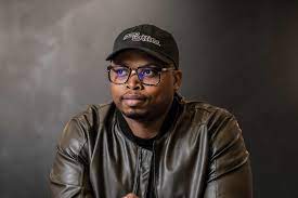 Dj dimplez and vetkuk vs. Three Key Startup Lessons From Dj Dimplez