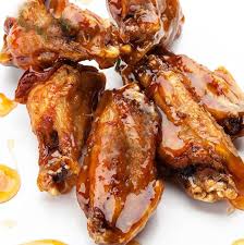 Las alitas de pollo son uno de los snacks más sabrosos que existen. Alitas De Pollo A La Miel Facil Receta De Divina Cocina Alitas De Pollo Pollo A La Miel Receta Alitas De Pollo
