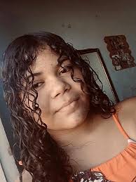 Laila Oliveira Me Rindo