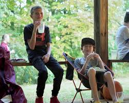 Dad-son die, daughter escapes suspected murder-suicide: PD