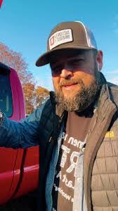 Shane Swain's Instagram, Twitter & Facebook