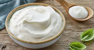 Per preparare le casarecce con crema di ricotta, olive e acciughe potete preparare il condiment mentre la pasta cuoce (ci raccomandiamo molto al dente!) 1.nel frattempo tritate grossolanamente le olive 2, poi in una padella larga versate le acciughe, il peperoncino tagliato a rondelle 3. La Crema Al Latte E Ricotta Senza Panna Dietetica E Cremosa Con Sole 85 Calorie