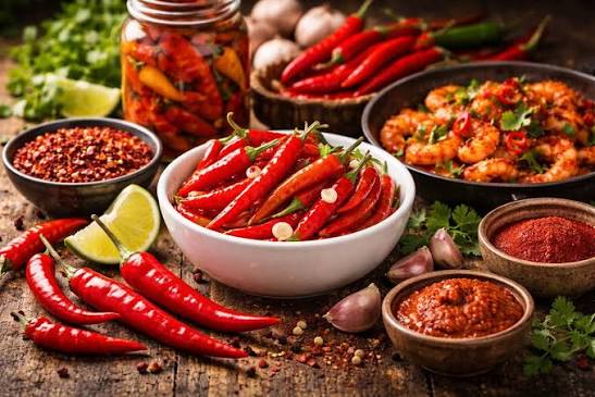 🌶️🔥 هل تعشق طعم الفلفل الحار وتضيفه إلى كل وجبة؟ هل تجد نفسك دائمًا تضيف الفلفل  الحار إلى طعامك 🍽️🌶️؟ بل وربما تتفنن في إعداد مخللاته اللذيذة 🌶️؟ ومع  ذلك تلاحظ أن