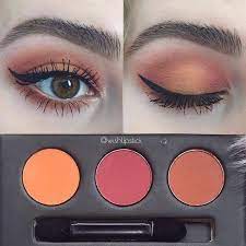 Farmasi Love Yourself Far Paleti Her Yerde Gordugunuz Bu Paleti Bende De Gorun Bu Paletin Bu Kadar Popu Gunluk Makyaj Makyaj Ipuclari Makyaj Adimlari