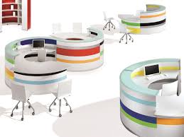 Bequem:ein großer halter für stifte und vermeidet chaos auf dem schreibtisch. Twist Runder Buro Schreibtisch Kollektion Twist By Newtom By Ultom Design Lorenzo Marcolin