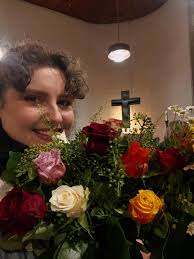 LIFE IS COLOURFUL (Das Leben ist Bunt) After a wonderfully warm and  heartfelt concert together with my dear colleagues Hanna Ramminger  @hannaramminger and Bernd Butz. And of course, dear Ute Marie. What