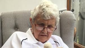 Su cama estaba empapada en orina": los terribles abusos contra pacientes  con demencia en hospitales británicos