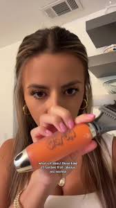 Hailey Russell Hairbrush Explained