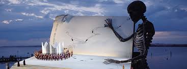 Die bregenzer festspiele laden im kommenden sommer wieder an den bodensee, um in unvergleichlicher atmosphäre musiktheater, konzert. 55 Buhnenbilder Im Wandel Der Zeit Bregenzer Festspiele 2016