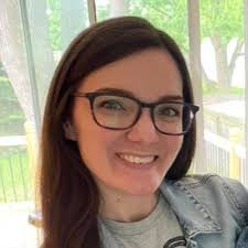 Alexis Mcmichael's Instagram, Twitter & Facebook