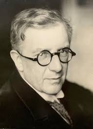 Richard Wilhelm's Instagram, Twitter & Facebook