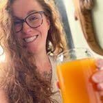 Ashley Vanvalkenburgh's Instagram, Twitter & Facebook