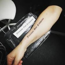 See more ideas about nápady na tetovanie, tetovanie, tetovania. Pismo Tetovani Tattoo