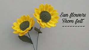 Sebelum membuat cincin bunga mawar dari kain flanel tersebut, silahkan kumpulkan alat dan bahan yang dibutuhkan terlebih dahulu, yakni Cara Membuat Bunga Matahari Dari Kain Flanel How To Make Sun Flower Felt
