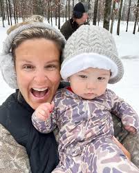 Riley Brandon's first snow! ❄️🩵☃️✨ #8monthsold #babyrileyb #babycolton